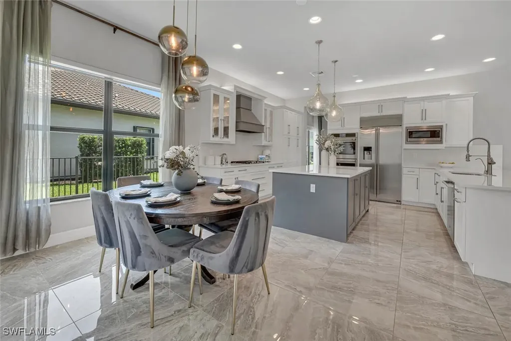 4541 Azalea Drive Naples FL 34119
