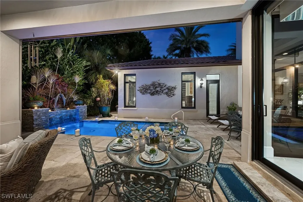 2331 Traditions Court Naples FL 34105