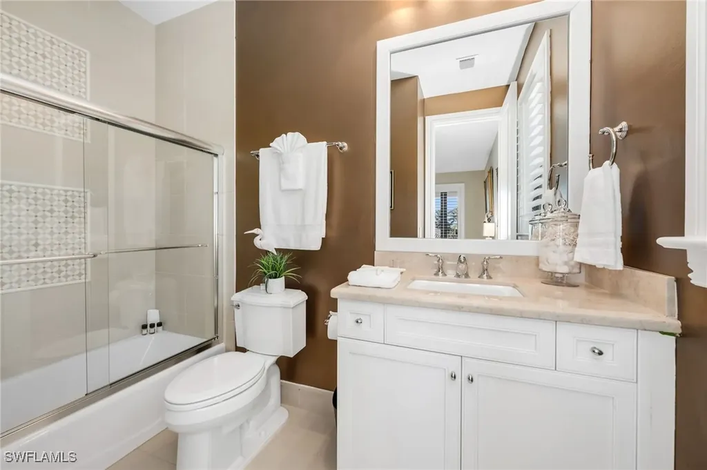 2331 Traditions Court Naples FL 34105