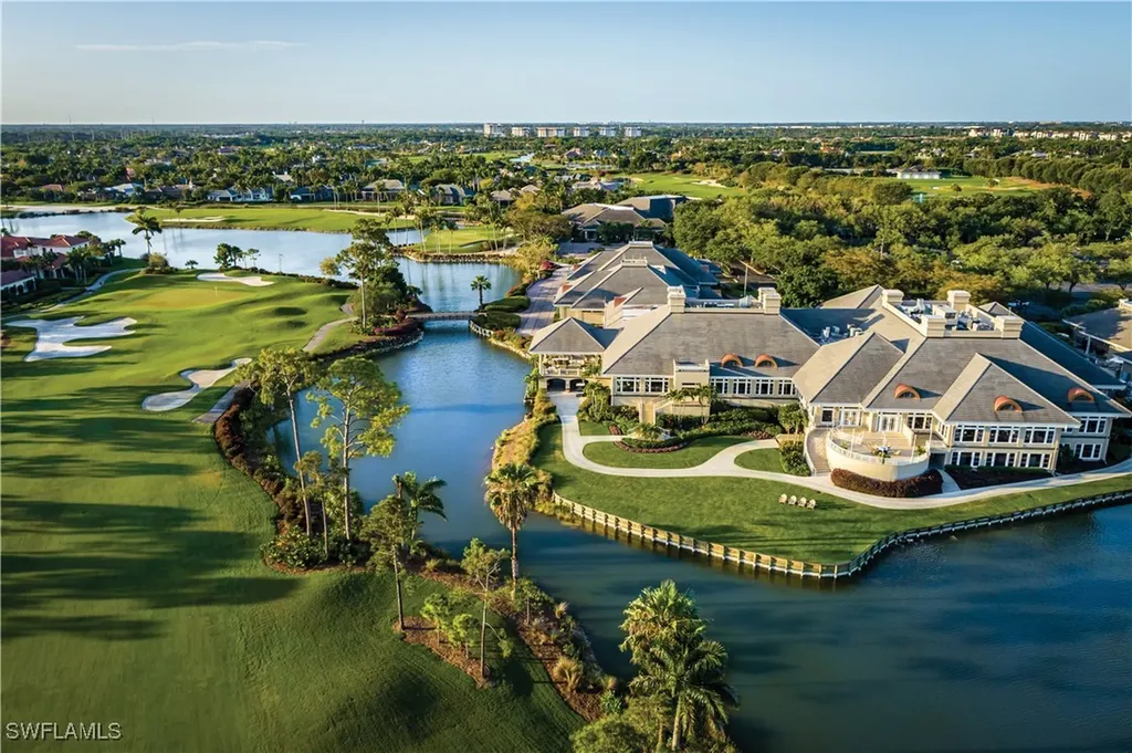 2331 Traditions Court Naples FL 34105