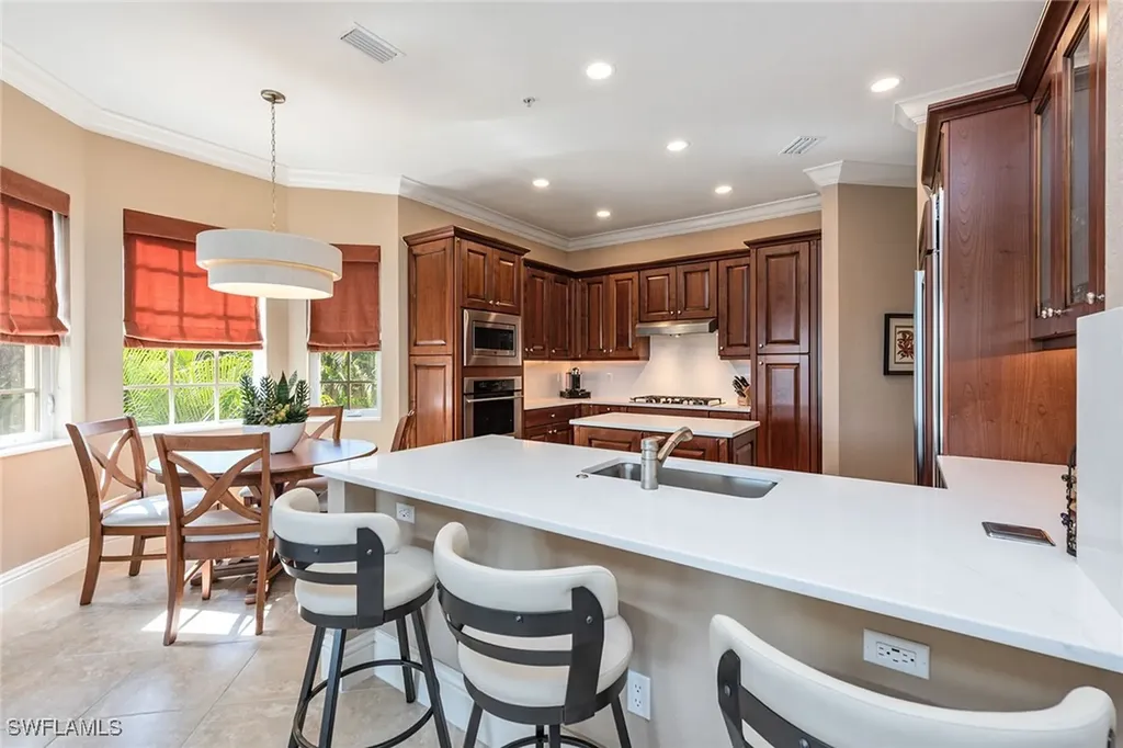 9284 Menaggio Court Naples FL 34114