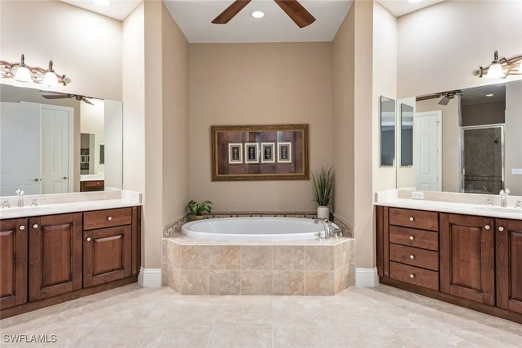 9284 Menaggio Court Naples FL 34114