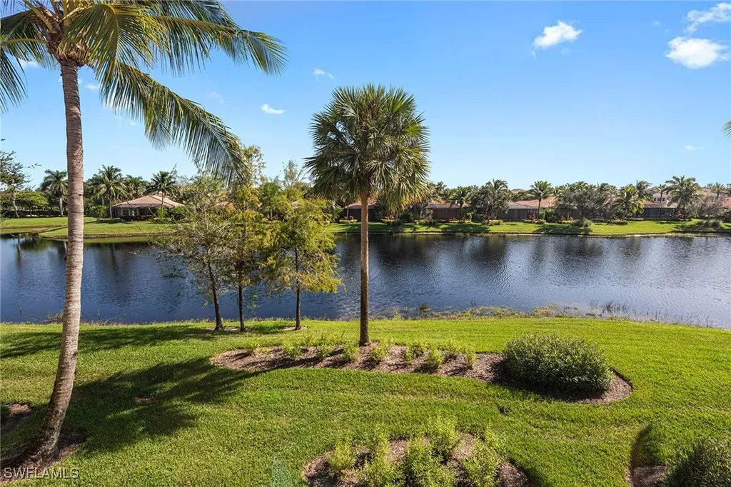 9284 Menaggio Court Naples FL 34114