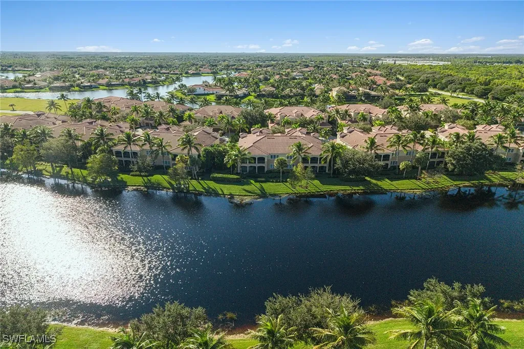9284 Menaggio Court Naples FL 34114