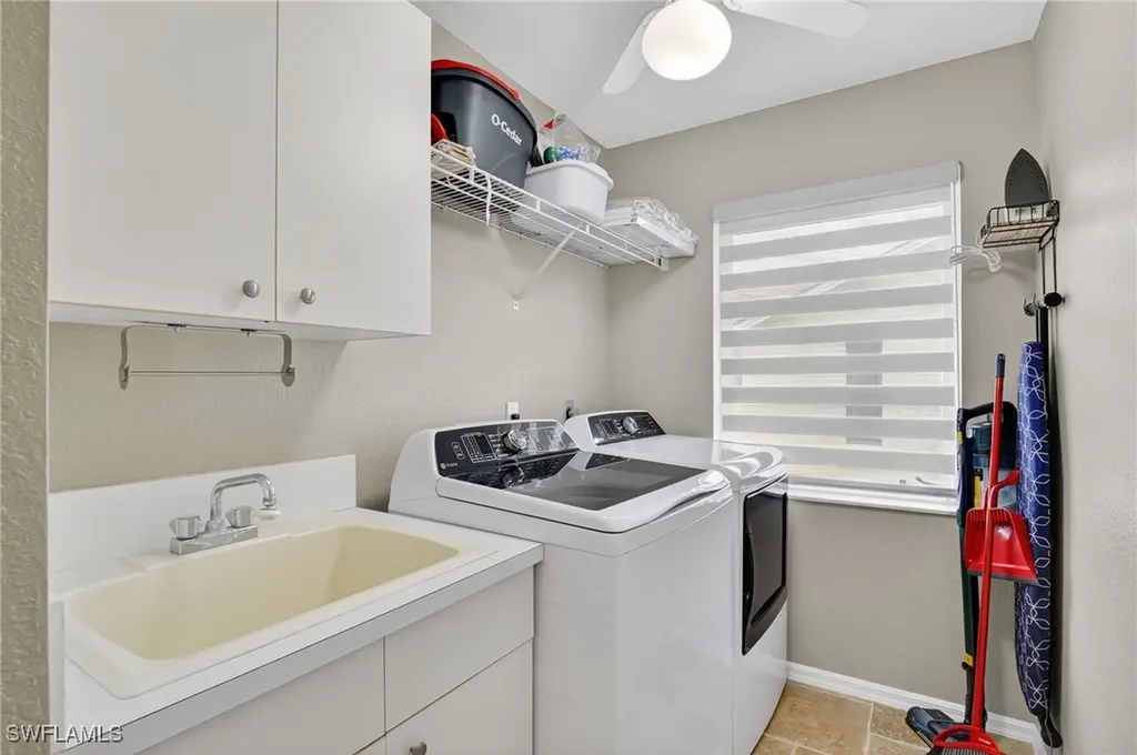 1215 SE 21st Street Cape Coral FL 33990