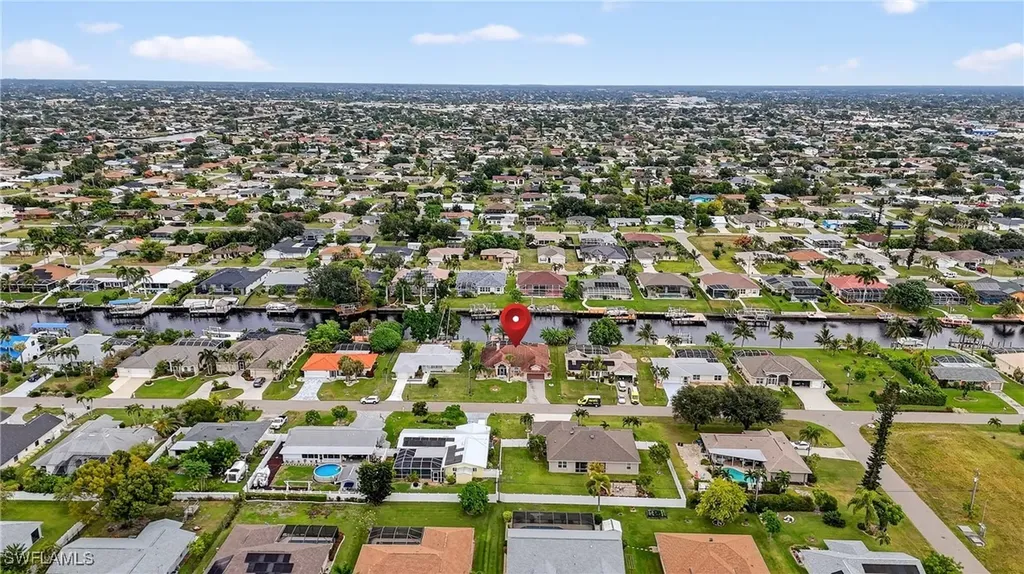 1215 SE 21st Street Cape Coral FL 33990