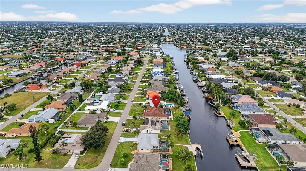 1215 SE 21st Street Cape Coral FL 33990
