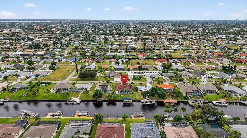 1215 SE 21st Street Cape Coral FL 33990