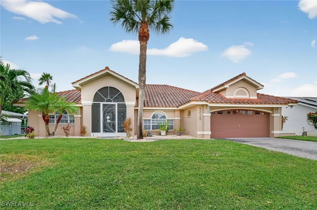 1215 SE 21st Street Cape Coral FL 33990
