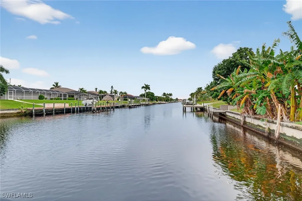 1215 SE 21st Street Cape Coral FL 33990