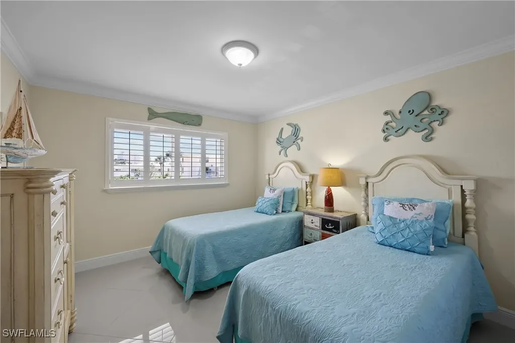 2100 Gulf Shore Boulevard N Naples FL 34102