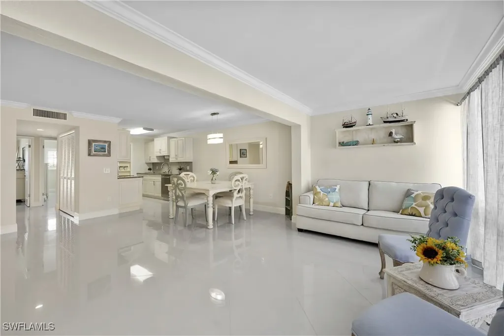 2100 Gulf Shore Boulevard N Naples FL 34102