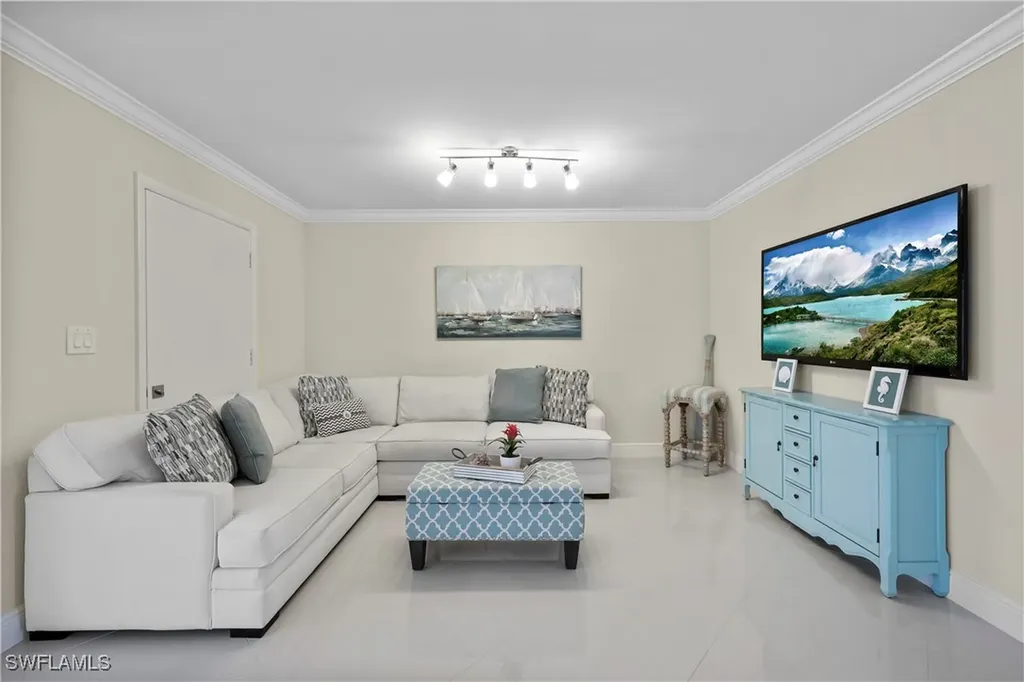 2100 Gulf Shore Boulevard N Naples FL 34102