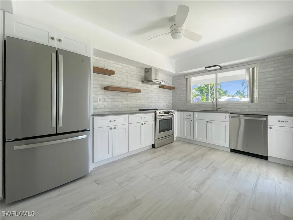 1235 Diana Avenue Naples FL 34103