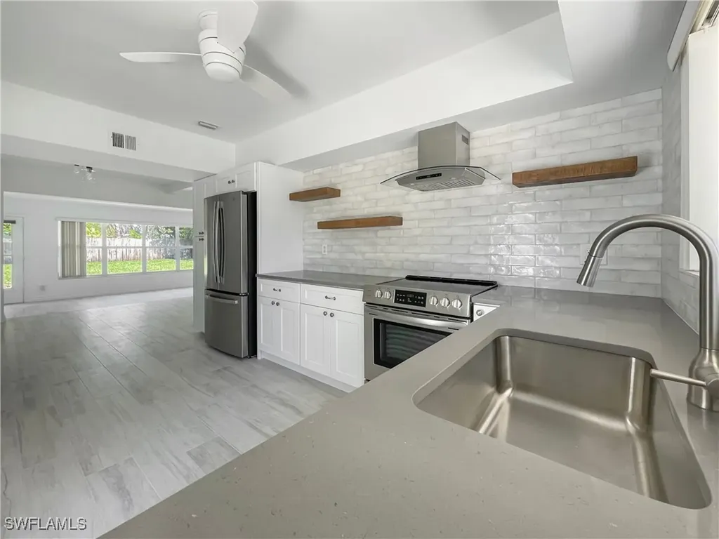 1235 Diana Avenue Naples FL 34103