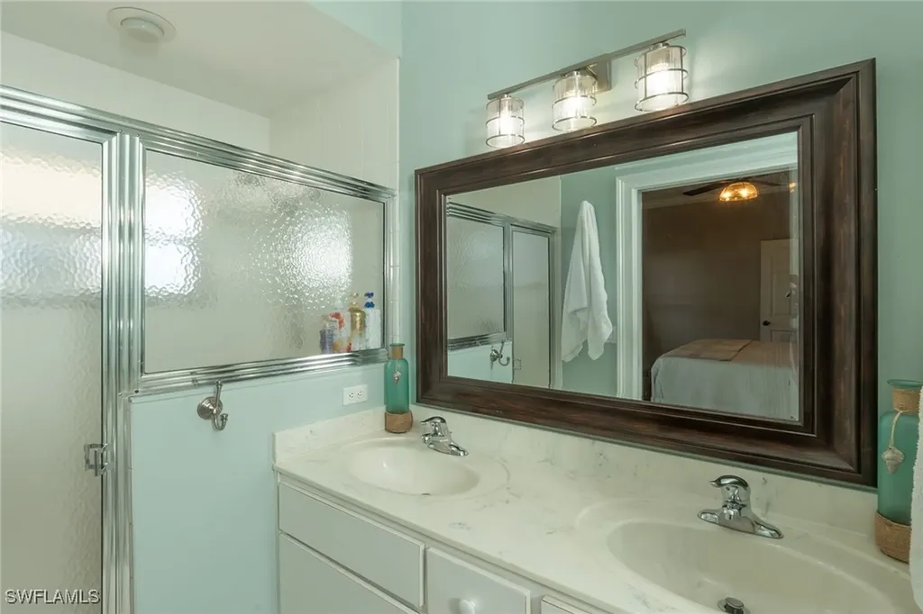 10713 Pearl Bay Circle Estero FL 33928