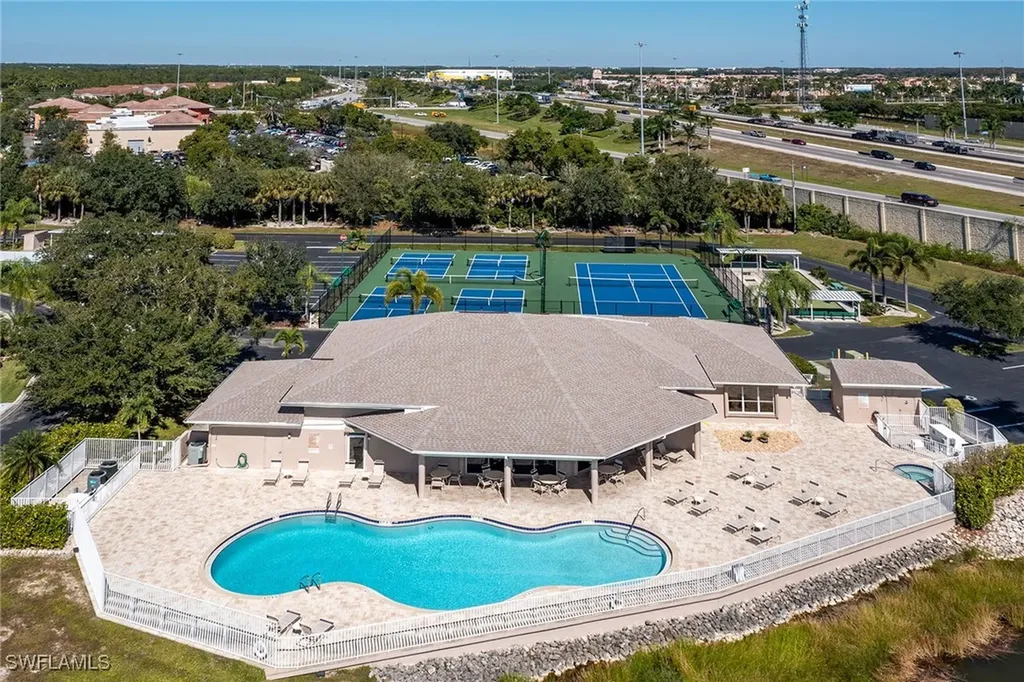 10713 Pearl Bay Circle Estero FL 33928