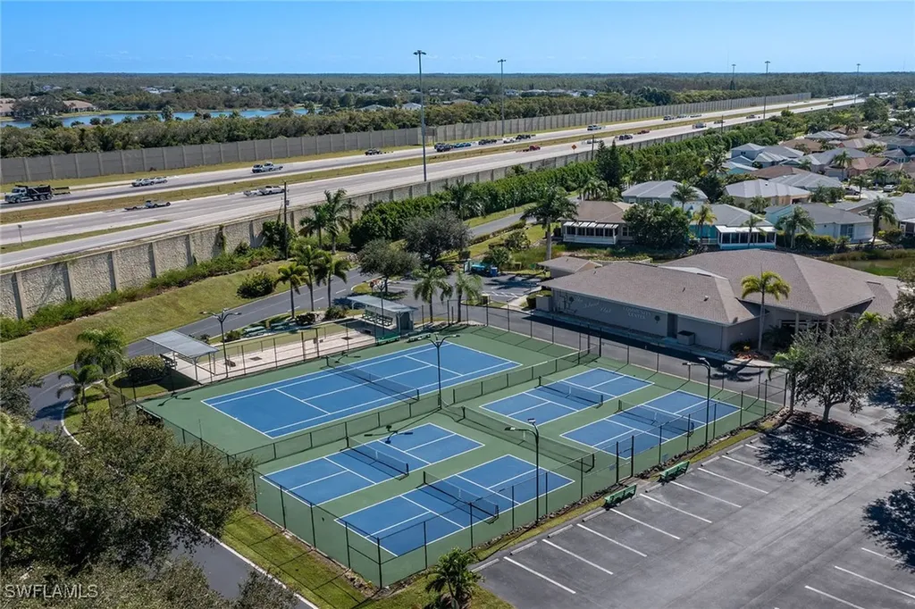 10713 Pearl Bay Circle Estero FL 33928