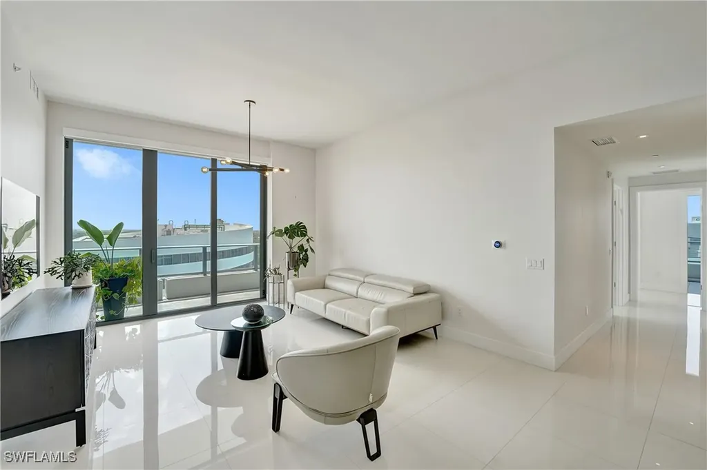 2960 NE 207 Street Aventura FL 33180