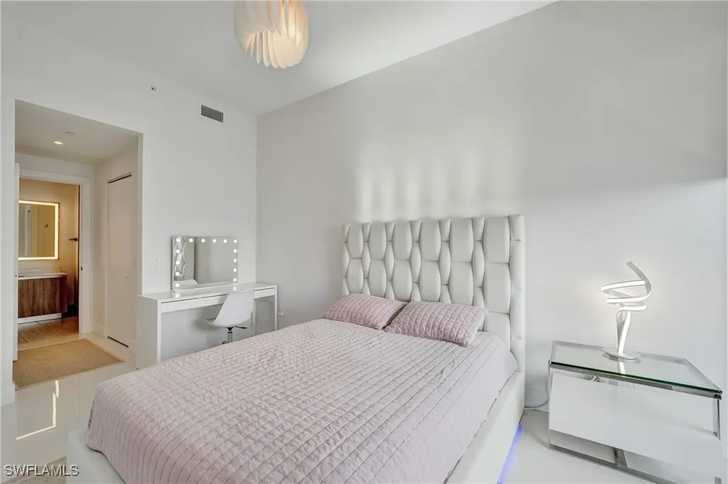 2960 NE 207 Street Aventura FL 33180