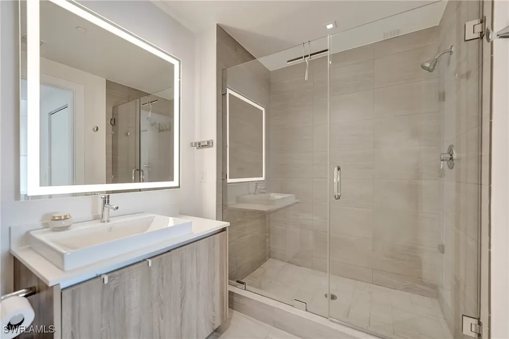 2960 NE 207 Street Aventura FL 33180