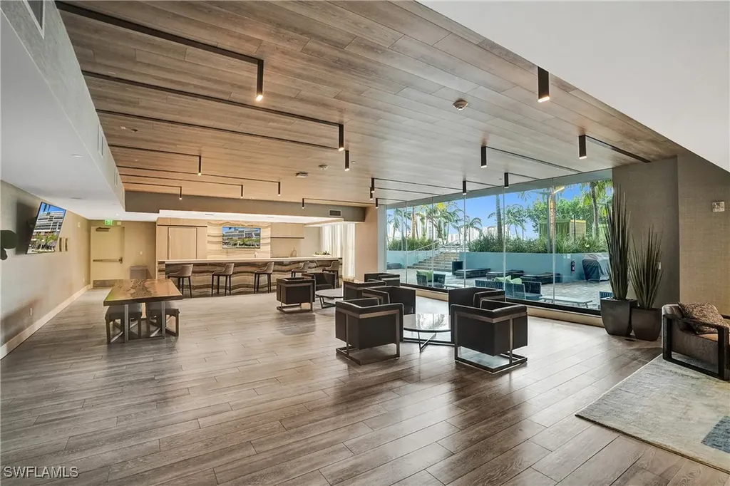 2960 NE 207 Street Aventura FL 33180