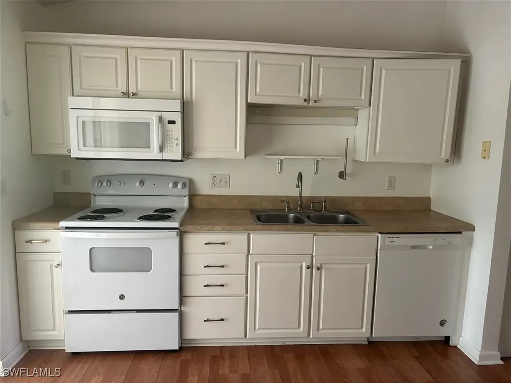 5386 16th Place SW Naples FL 34116