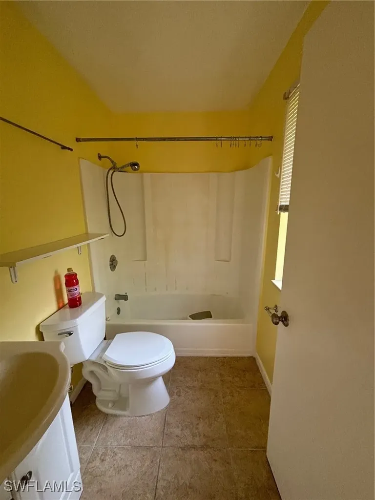 5386 16th Place SW Naples FL 34116