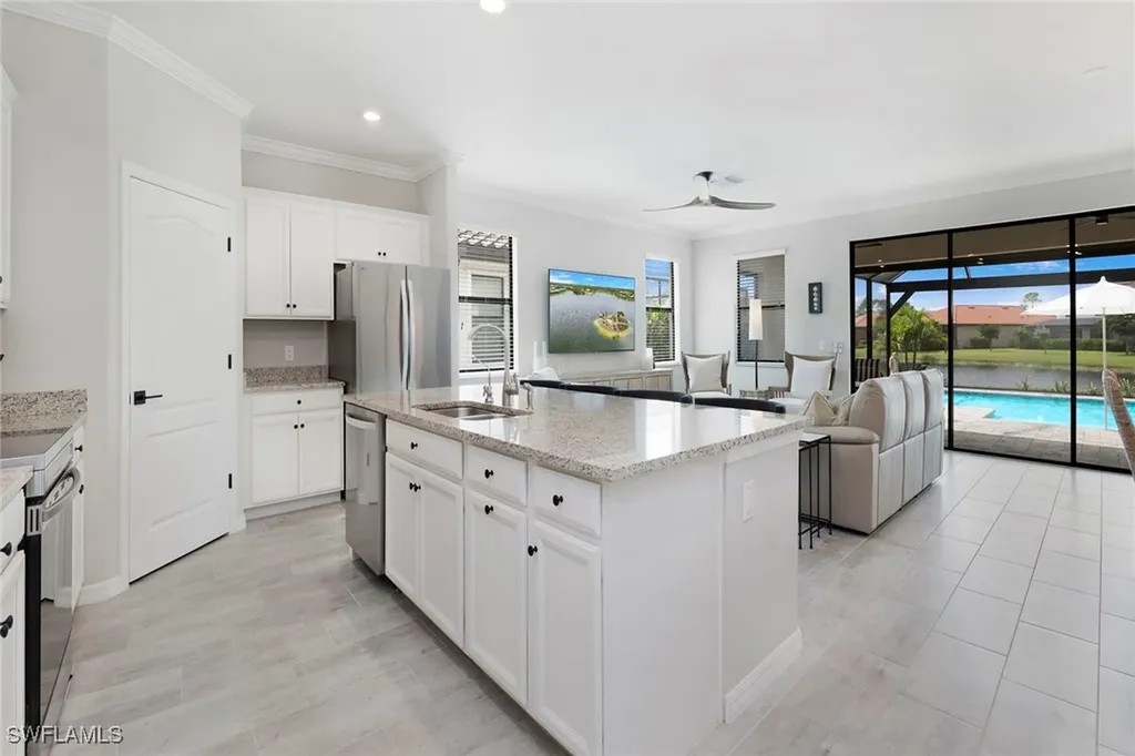 1597 Vizcaya Lane Naples FL 34113