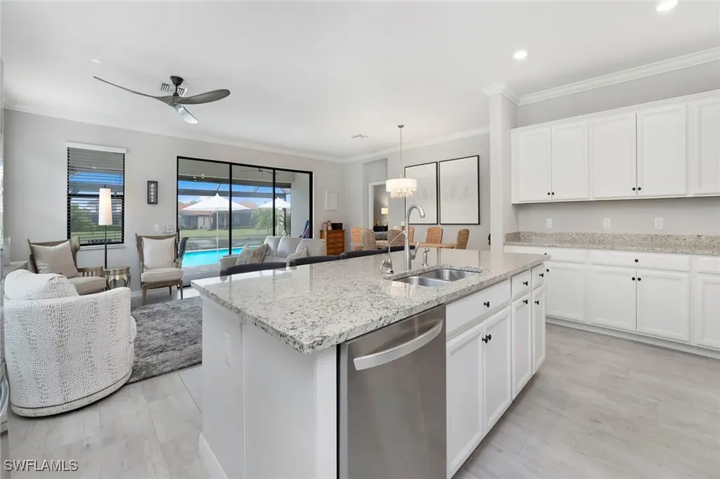 1597 Vizcaya Lane Naples FL 34113