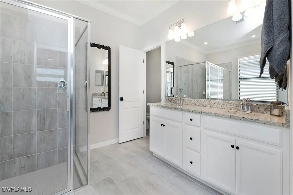 1597 Vizcaya Lane Naples FL 34113