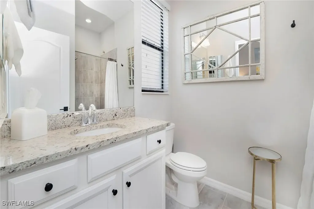 1597 Vizcaya Lane Naples FL 34113