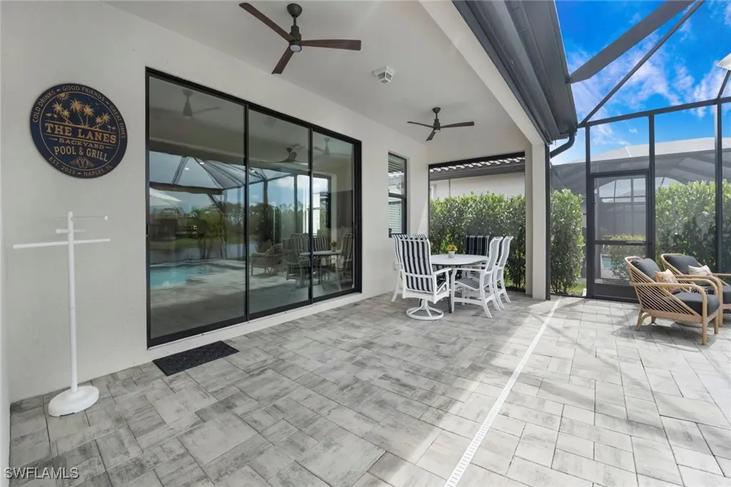 1597 Vizcaya Lane Naples FL 34113