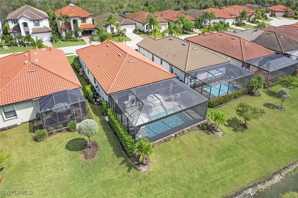 1597 Vizcaya Lane Naples FL 34113