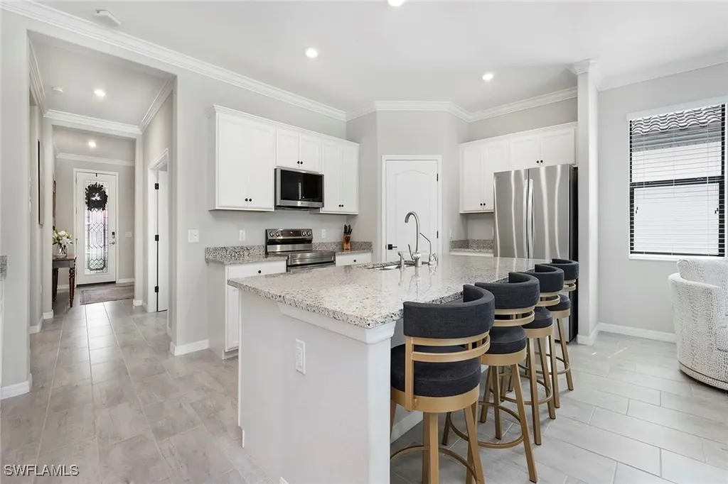 1597 Vizcaya Lane Naples FL 34113