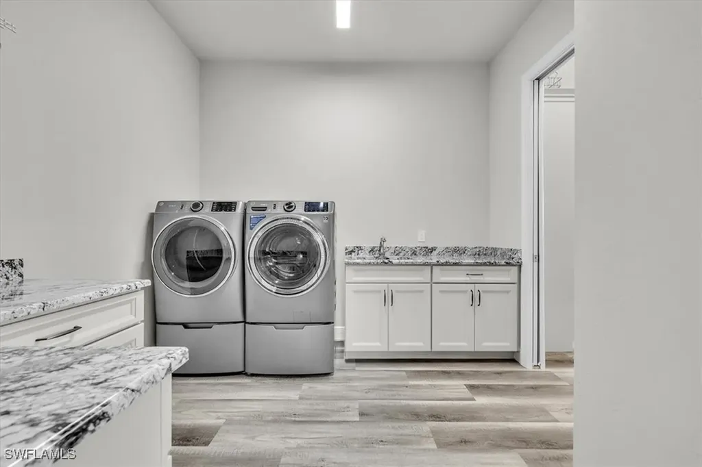 3384 Chestnut Grove Drive Alva FL 33920