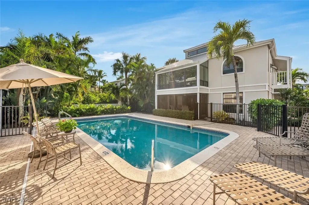 314 7th Avenue S Naples FL 34102