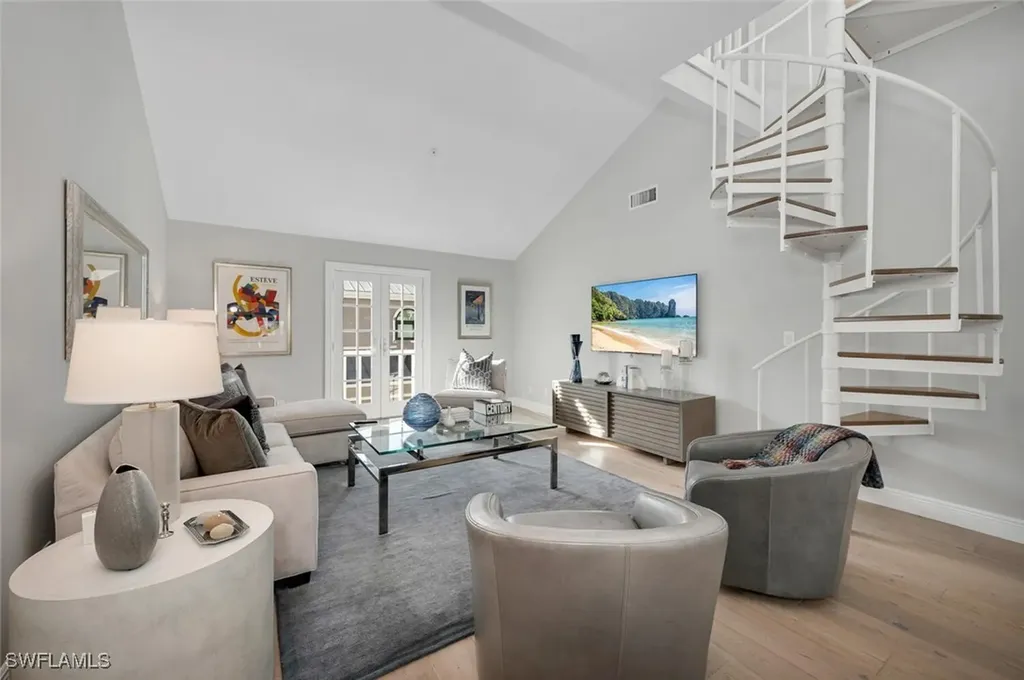 314 7th Avenue S Naples FL 34102