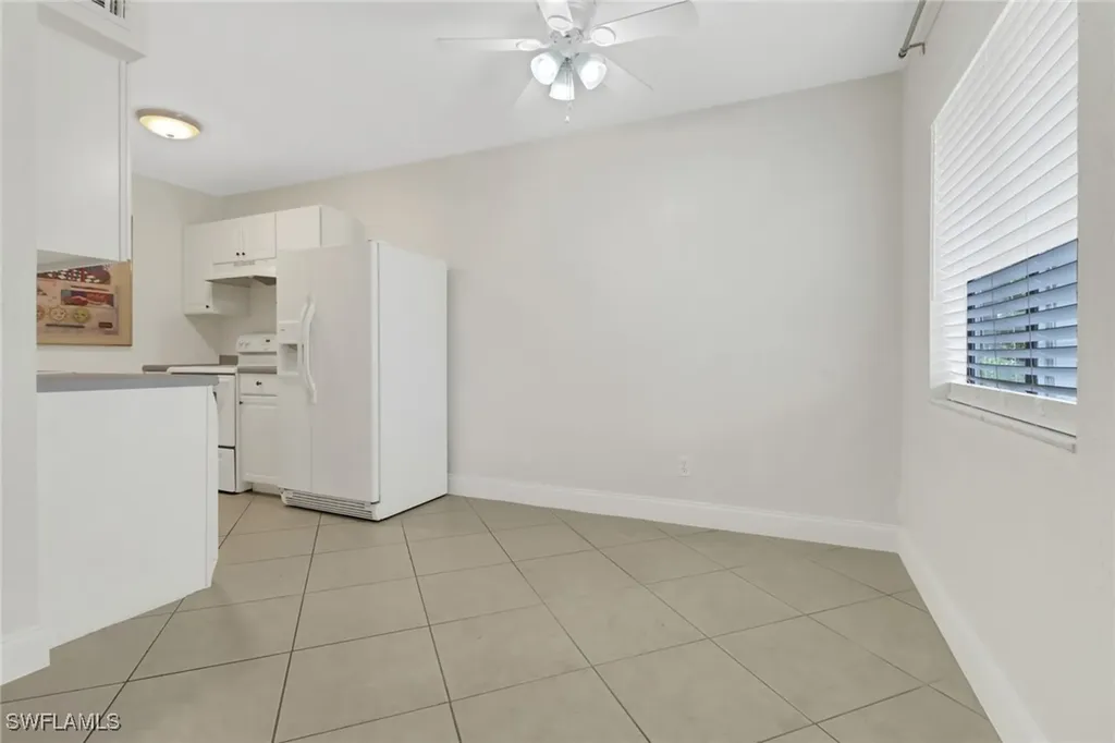 4623 Bayshore Drive Naples FL 34112