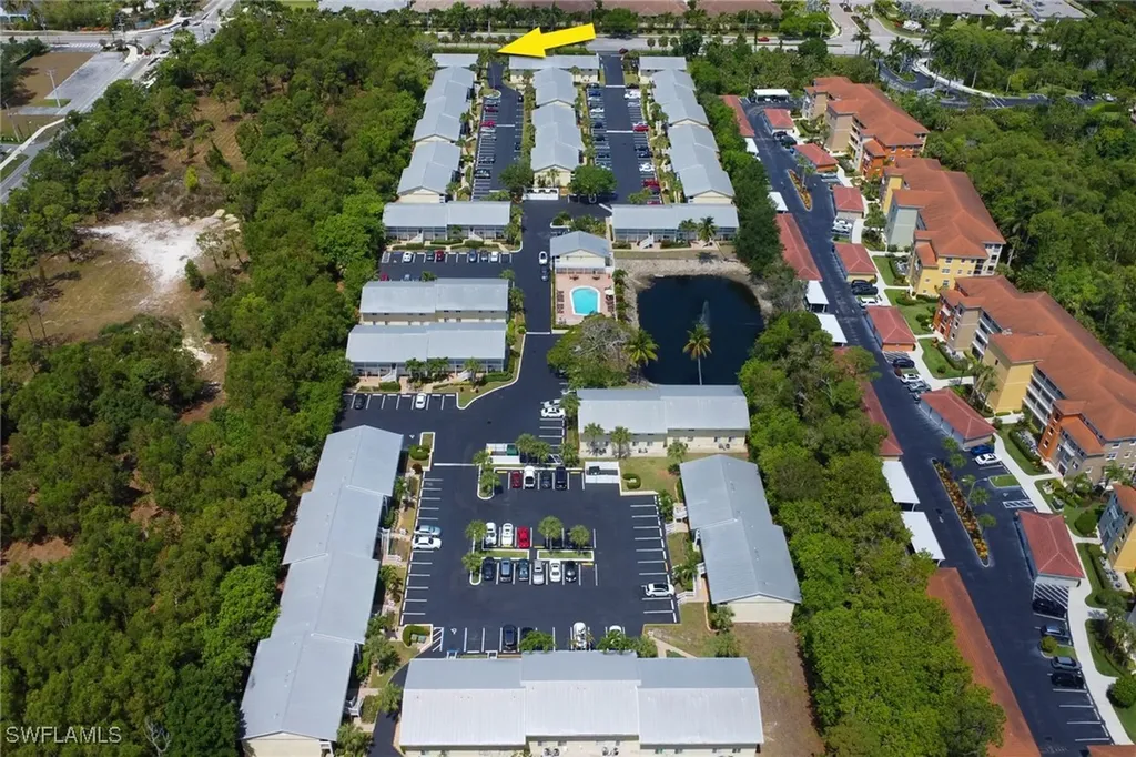 4623 Bayshore Drive Naples FL 34112