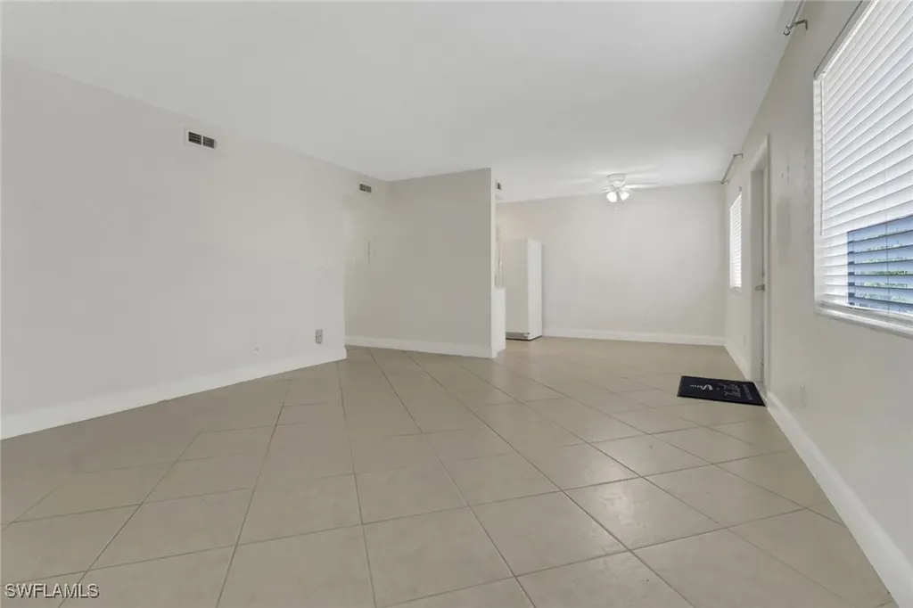 4623 Bayshore Drive Naples FL 34112