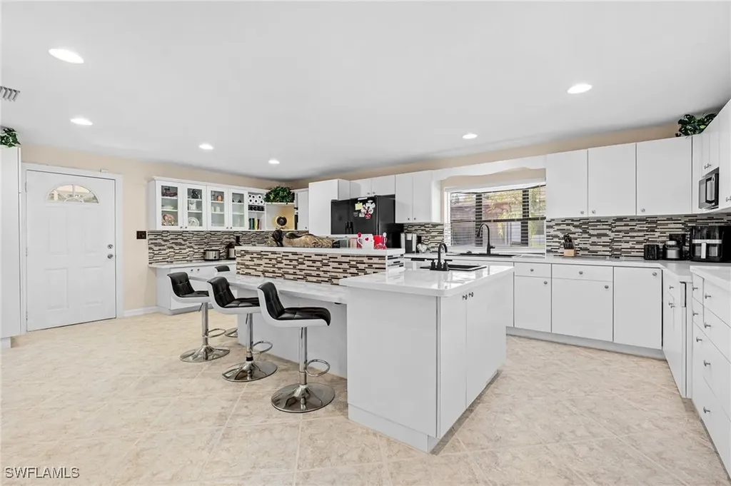 3042 Mango Street Fort Myers FL 33916