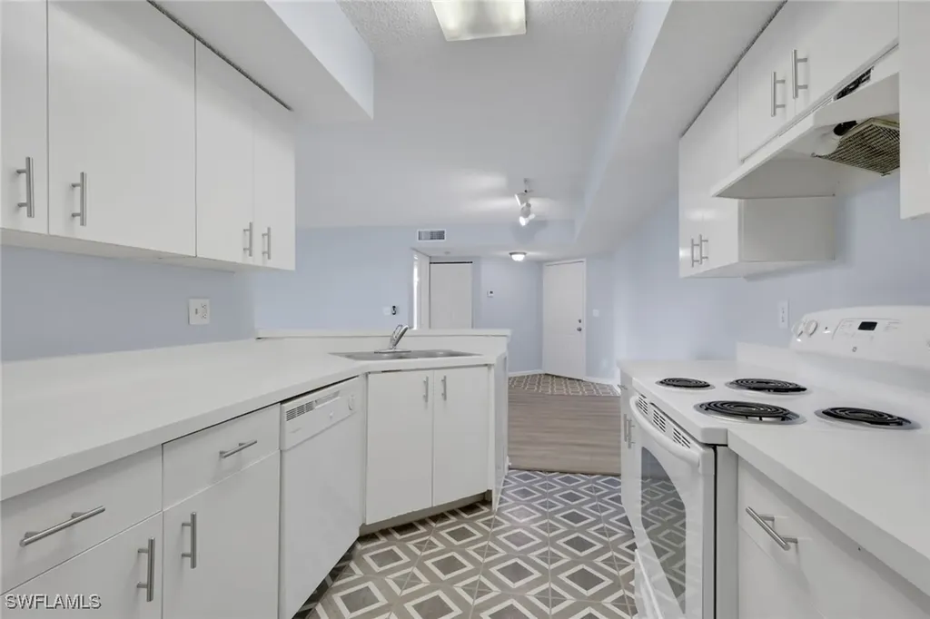 13565 Eagle Ridge Drive Fort Myers FL 33912