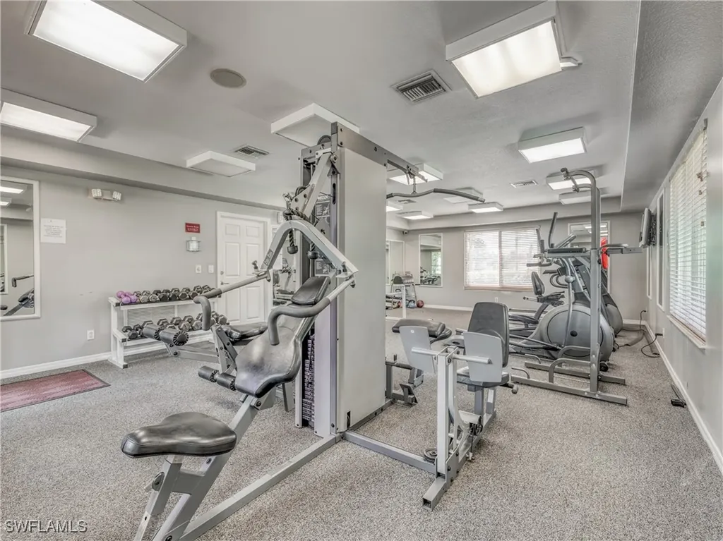 8290 Ibis Club Lane Naples FL 34104