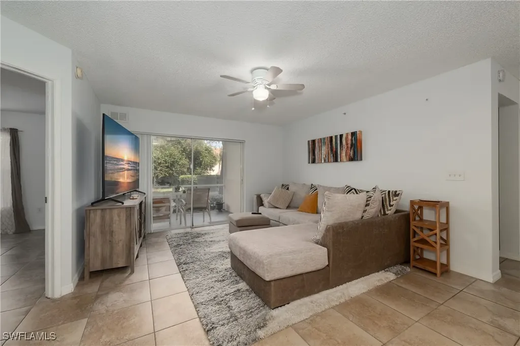 8290 Ibis Club Lane Naples FL 34104