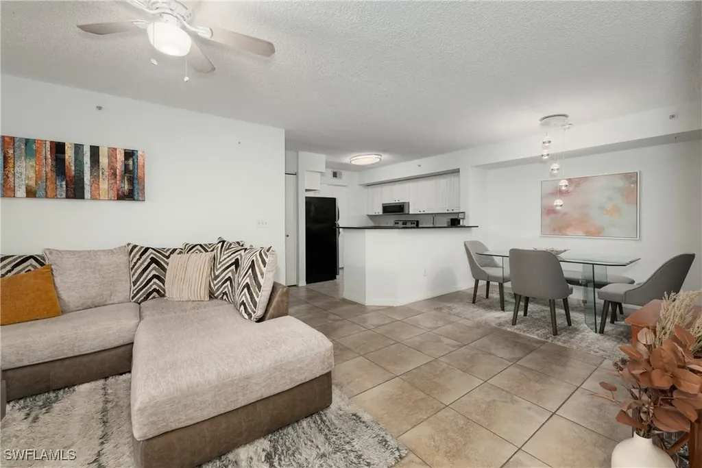 8290 Ibis Club Lane Naples FL 34104