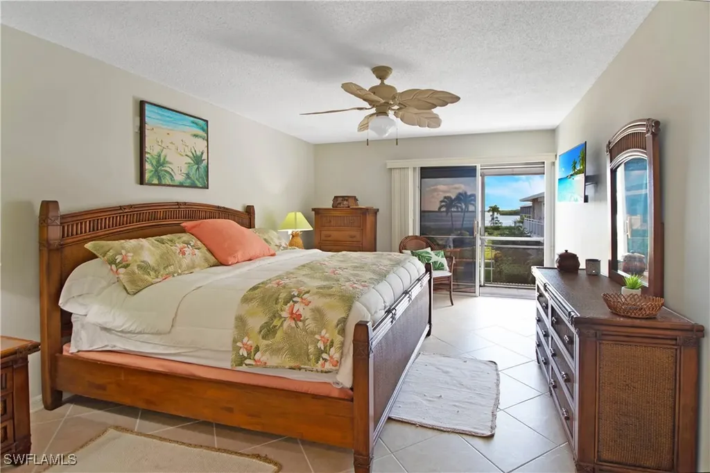 330 Kon Tiki Drive Naples FL 34113