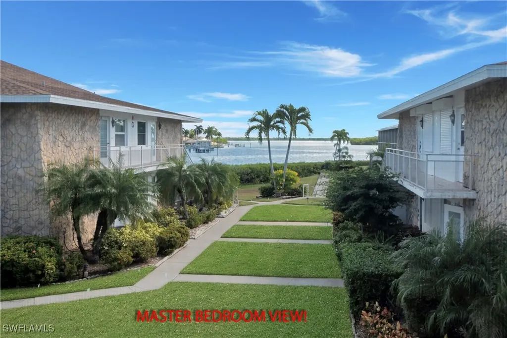 330 Kon Tiki Drive Naples FL 34113