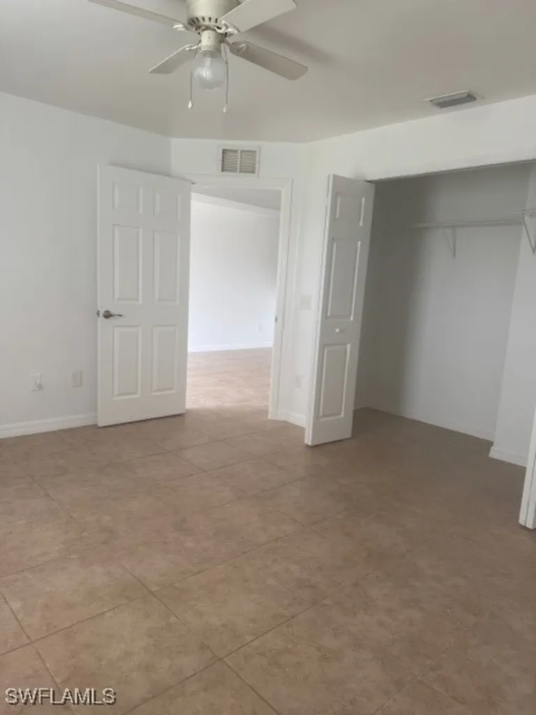 1912 SW 15th Place Cape Coral FL 33991
