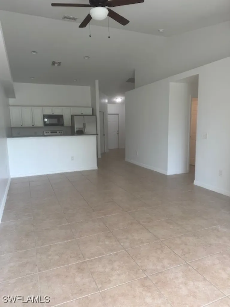 1912 SW 15th Place Cape Coral FL 33991